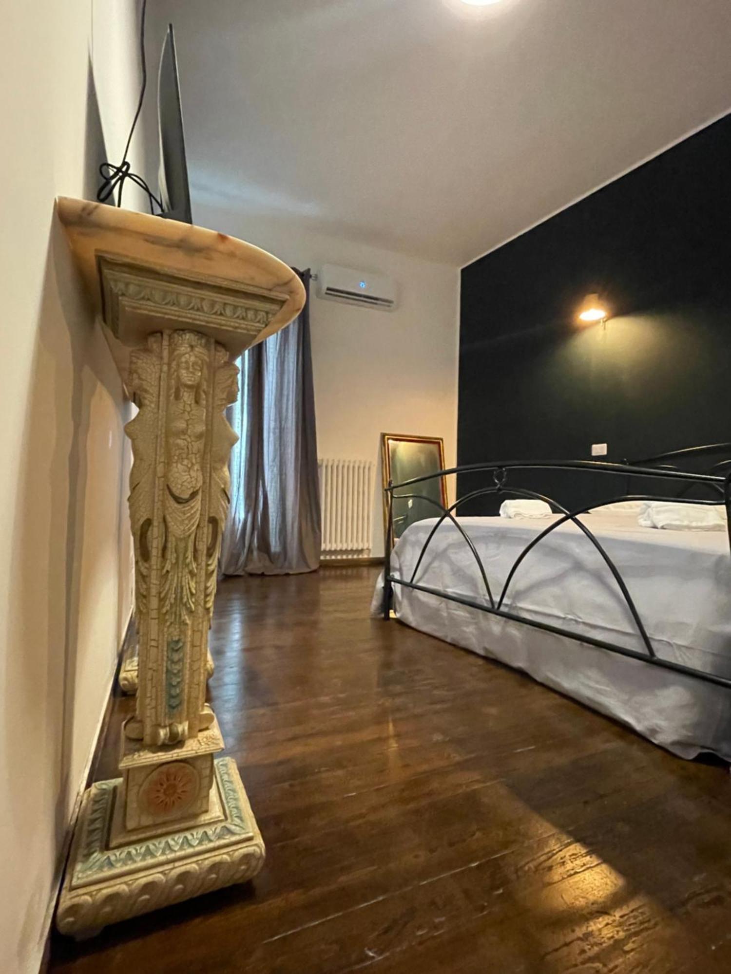 Il Serafino Holiday Suites Bari Zewnętrze zdjęcie