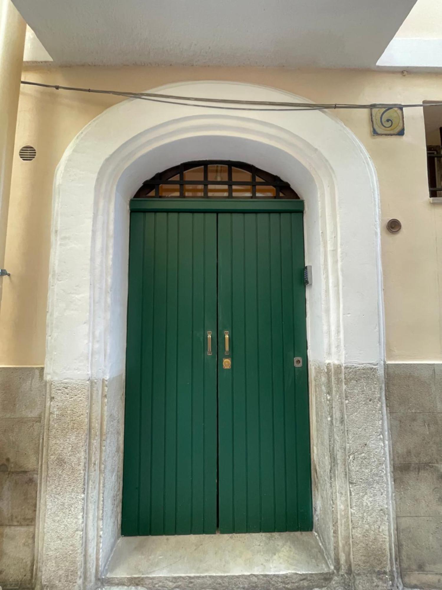 Il Serafino Holiday Suites Bari Zewnętrze zdjęcie